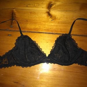Victoria’s Secret size small lace bra